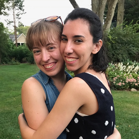 Meet your Posher, Lynley - Picture 1 of 8